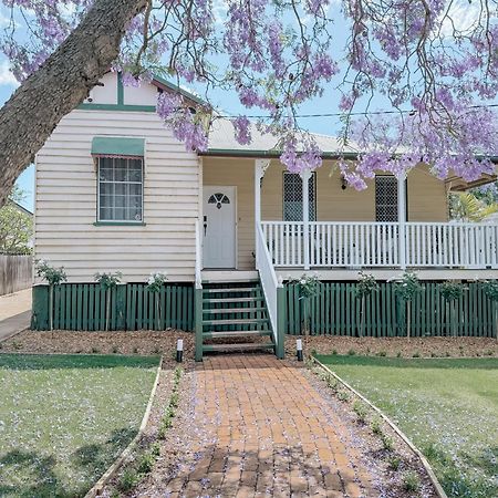 טוומבה Jacaranda Cottage - Family & Pet Friendly מראה חיצוני תמונה